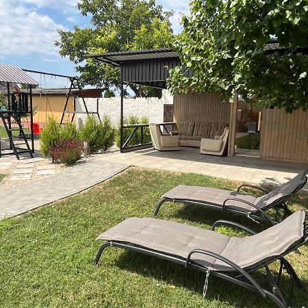 Rajczi Apartman Mohács Extérieur photo